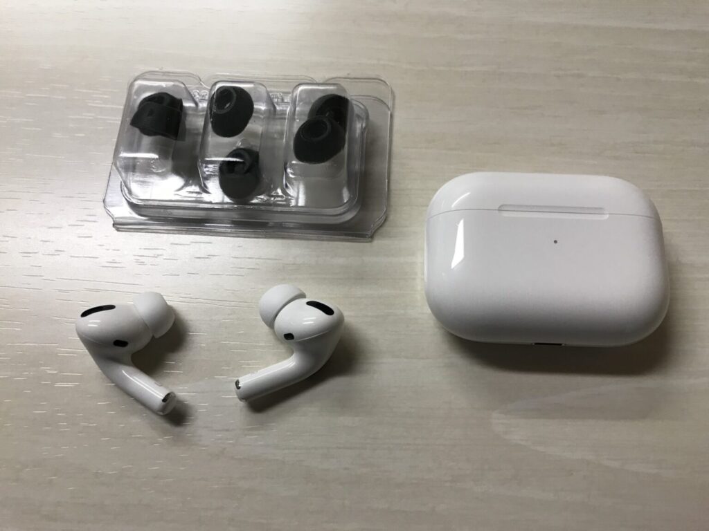 AirPods Pro+COMPLY